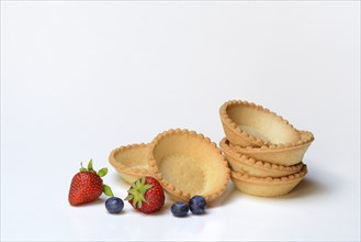 Tartelette, pre-made tartlet base with strawberry and blueberry