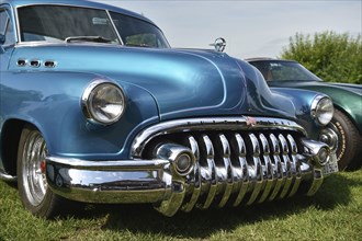 Buick Eight and Corvette Stingray at classic car meeting in Breiholz