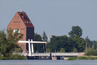 Warehouse building of the town of Loitz on the Peene with drawbridge, Flusslandschaft Peenetal