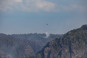 Forest fire in the rear of Saxon Switzerland, hundreds of firefighters are supported by several