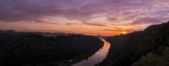 DEU Saxony Bad Schandau Sunset at the Kleine Bastei in the Schrammstein area