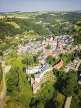 Lauenstein Castle originated from a castle with a core dating from the 13th century in the