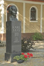 Karl May Monument, sculpture, stele, inscription, bust, head, Karl May, Hohenstein-Ernstthal,