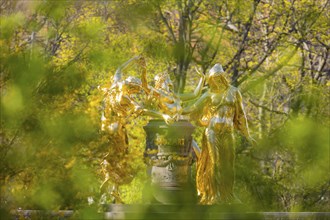 Bürgerwiese and Blüherpark, Mozart Fountain