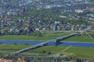 DEU Saxony Dresden (Â© Sylvio Dittrich +49 1772156417) Waldschlösschen Bridge