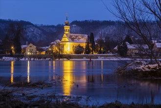 Schifferkirche Maria am Wasser, on a winter evening