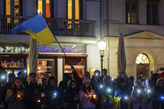 On the first anniversary of the Russian invasion of Ukraine, a large solidarity rally of Dresdeners