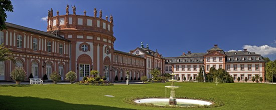 Biebrich Palace with the Rotunda from the Palace Park side, Wiesbaden, Hesse, Germany, Europe