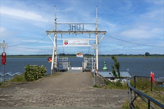 Ferry pier in Lühe on the Elbe, Stade district, Germany, Europe