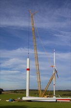 Erection of a new giant wind turbine in Voigtsdorf. with 80-metre-long plastic rotor blades