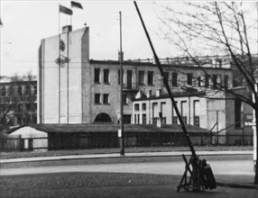 Post-war temporary buildings during reconstruction in Johannstadt, exact date of photograph