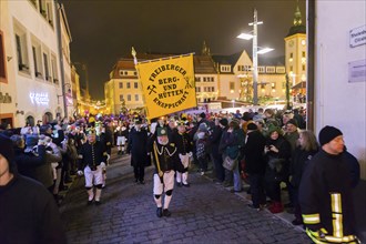 Miners pay their respects on the Schlossplatz