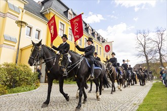 Procession from Panschwitz Kuckau to Höflein, Räckelwitz to Crostwitz. Every year at Easter there