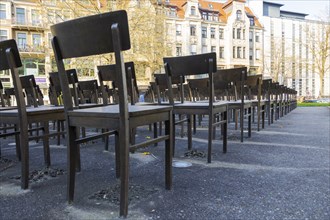 Synagogue memorial