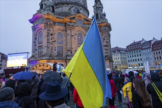 On the first anniversary of the Russian invasion of Ukraine, a large solidarity rally of Dresdeners