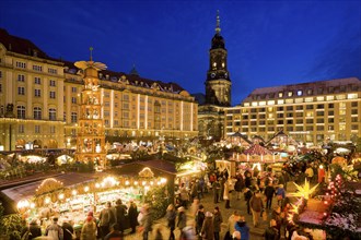 The Striezelmarkt, which has been held since 1434, is the oldest Christmas market in Germany and