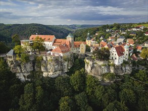 Highline and family festival in Hohnstein Highlines are stretched over the roofs of Hohnstein and