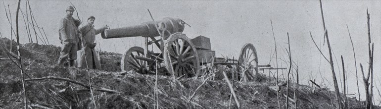 Abandoned German 150 cannon, April 1917, Aisne department, Hauts-de-France Region, France, Europe