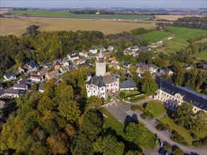 Posterstein Castle, which is over 800 years old, is located in the border triangle of Thuringia,