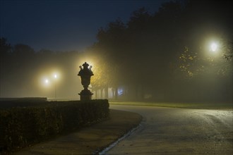 Evening atmosphere in the Great Garden