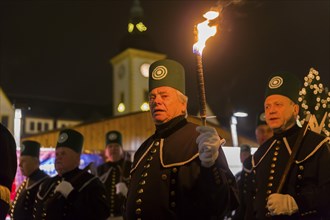 Miners pay their respects on the Schlossplatz