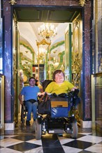 Wheelchair users in the Green Vault