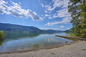 Lakeside, bathing jetty, mallards, sky, clouds, summer, Steindorf am Lake Ossiach, Lake Ossiach,