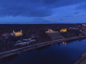 The three Elbe castles in the evening. Abrechtsberg Castle, Villa Stockhausen and Hotel Schloss