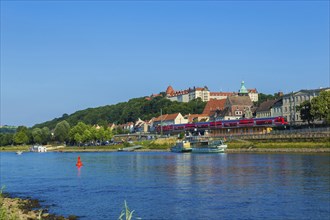 Pirna is a large district town and the administrative seat of the Sächsische Schweiz-Osterzgebirge