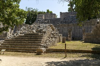 Temple of Panels, Templo de los Tableros Esculpidos, Chichen Itza, Mayan ruins, Yucatan, Mexico,