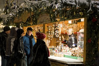 The Striezelmarkt, which has been held since 1434, is the oldest Christmas market in Germany and