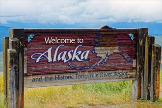 Welcome sign when entering Alaska, coming from Canada, Yukon Territory, North Alaska, Alaska, USA,