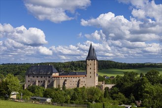 Rochlitz Castle is located in the west of the town of Rochlitz above the Zwickauer Mulde river in