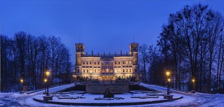 Albrechtsberg Castle in Winter