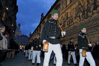 Striezelmarkt, which has been organised since 1434, is the oldest Christmas market in Germany and