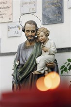 Minoritenkirche, Roman Catholic church on Minoritenplatz, Antonius Chapel with bust of St. Anthony,