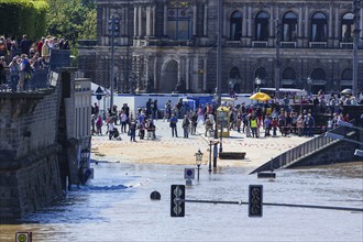 Flooding on the Terrassenufer in Dresden