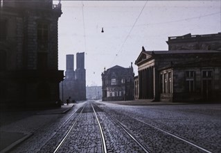 Sophienstrasse with Residenzschloss, Sophienkirche, Zwinger and Schinkelwache. ESTIMATED DATE OF