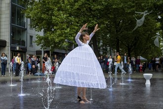 Due to the pandemic, the Schaubudensommer 2021 was moved to the more spacious main street in