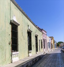 Row of colourful Spanish colonial buildings, Campeche city centre, Campeche State, Mexico, Central