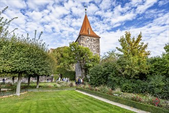 Tiergärtnertorturm, Burggarten, Kaiserburg, in autumn, Nuremberg, Middle Franconia, Bavaria,