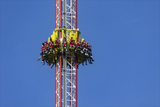 Freefall Extreme The world's largest mobile freefall tower will be in Dresden for the 2021 city