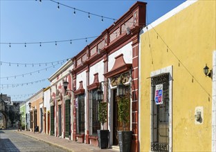 Row of colourful Spanish colonial buildings, Campeche city centre, Campeche State, Mexico, Central