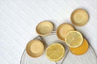 Lemon tartlet and pre-made tartlet base, tartelette, lemon