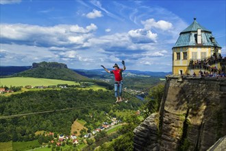 Heinz Zak on the slackline at Königstein Fortress