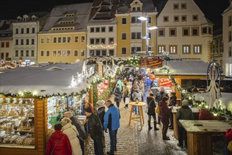 The Freiberg Christmas Market on the Obermarkt in front of the town hall