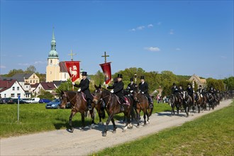 Every year at Easter there are about 5 processions in Lusatia, each with about 200 riders. The