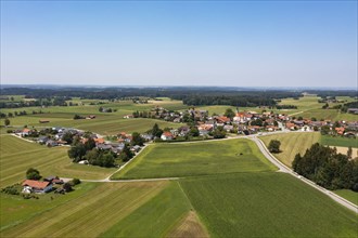 Drone image, village of Leobendorf near Abtsdorfer See, municipality of Saaldorf-Surheim,