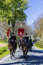 Every year at Easter there are about 5 processions in Lusatia, each with about 200 riders. The