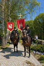 Every year at Easter there are about 5 processions in Lusatia, each with about 200 riders. The